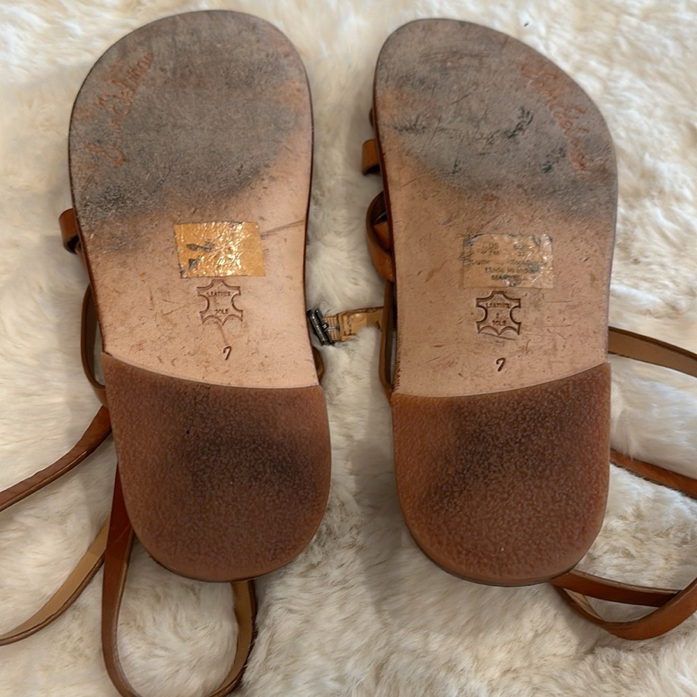 Sandals - Picture 5 of 5